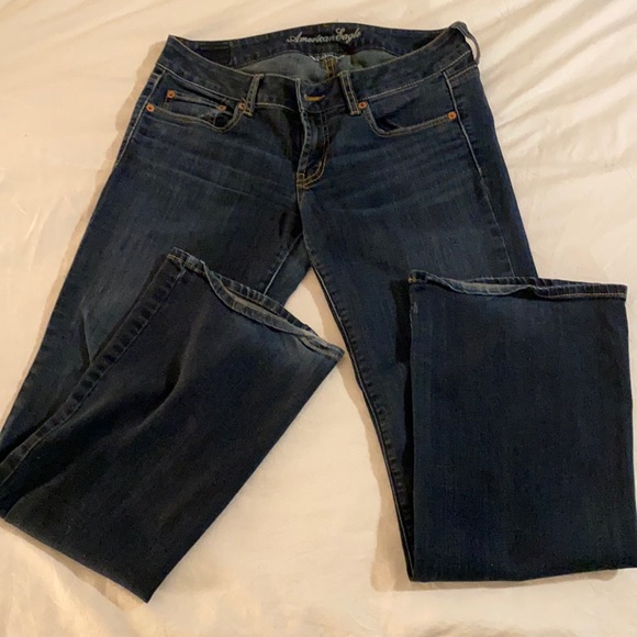 American Eagle Boyfriend Jeans - Picture 1 of 2